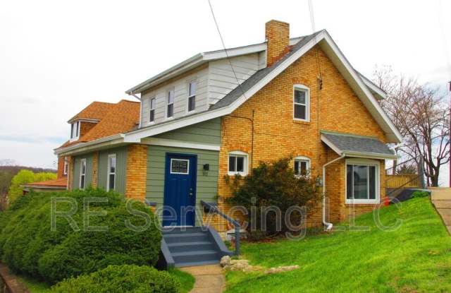302 W Virginia Ave - 302 West Virginia Avenue, Munhall, PA 15120
