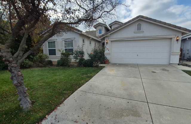 Excellent single story floor plan, nice area of Elk Grove - 6116 Wild Fox Court, Elk Grove, CA 95757