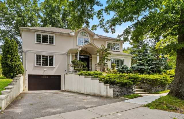 25 Bay Driveway Gallery 3
