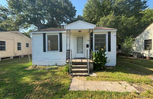 Charming 2 bedroom photos photos