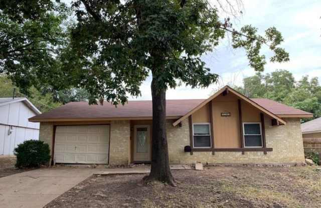 3509 South Edelweiss Drive - 3509 South Edelweiss Drive, Grand Prairie, TX 75052