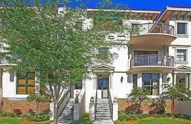 1650 Galiano St - 1650 Galiano St, Coral Gables, FL 33134