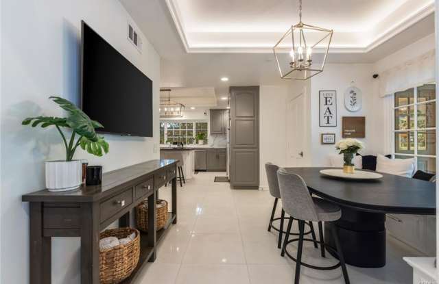 4637 Westchester Drive - 4637 Westchester Drive, Los Angeles, CA 91364