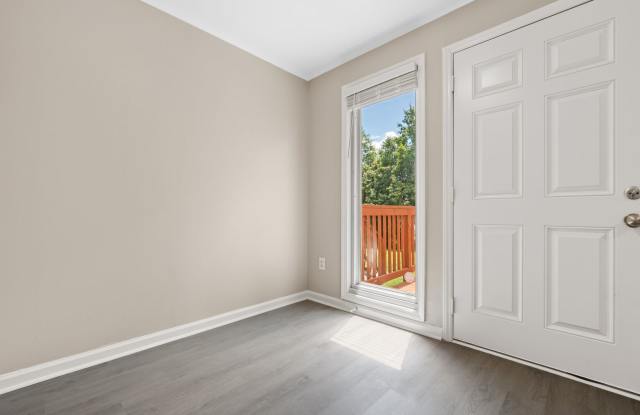 Discover this freshly renovated end-unit townhome in Durham, NC featuring 2 bedrooms and 1.5 baths. Gallery 4