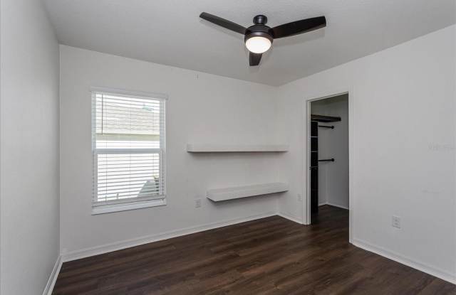 1434 GERANIUM Drive Gallery 3