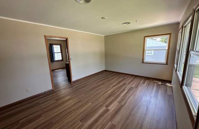 1711 Keith Dr NE - Cedar Rapids, IA Gallery 3