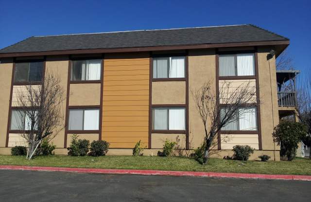 17797 San Bernardino Avenue Gallery 3