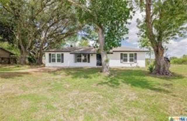 159 Texas Avenue - 159 Texas Avenue, Victoria County, TX 77905