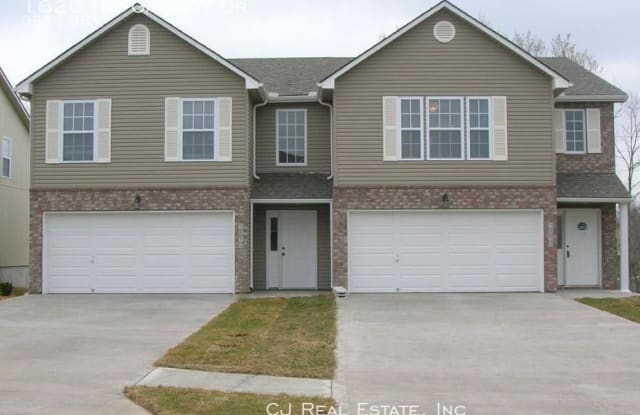 1620 NW Garrett Dr - 1620 NW Garrett Dr, Blue Springs, MO 64015