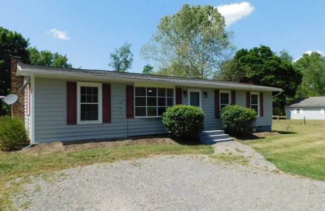 Price Reduced!!! $2100/Month photos photos