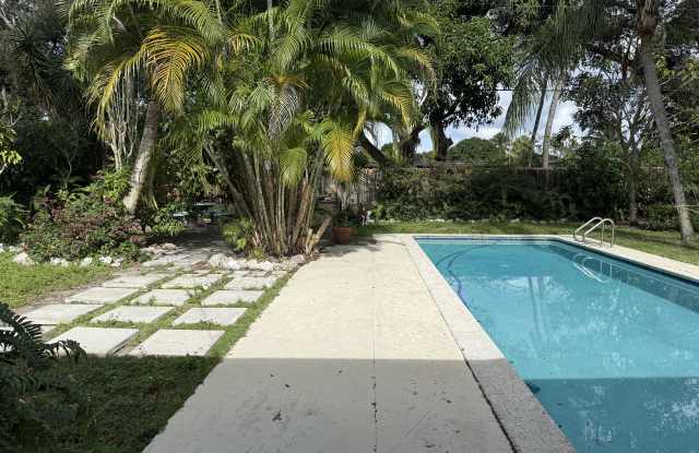 451 Northeast 134th Street - 451 Northeast 134th Street, North Miami, FL 33161