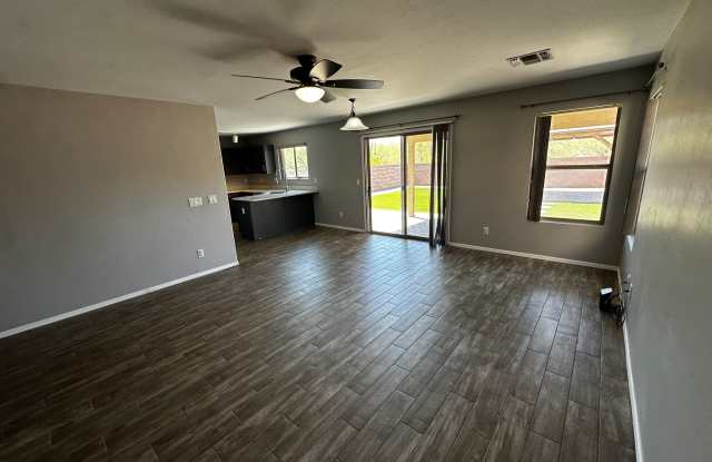 645 West Firehawk Drive photos photos