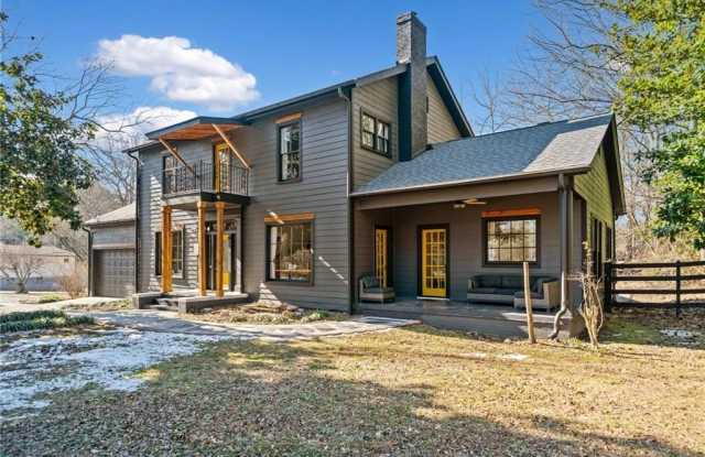 634 S Main Street photos photos