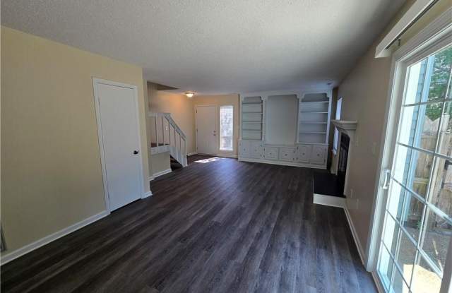 4638 Genoa Circle Gallery 3