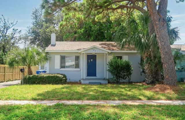 Half Off! 2 Bedroom, 1 Bathroom Home for Rent in Edgemoor! photos photos