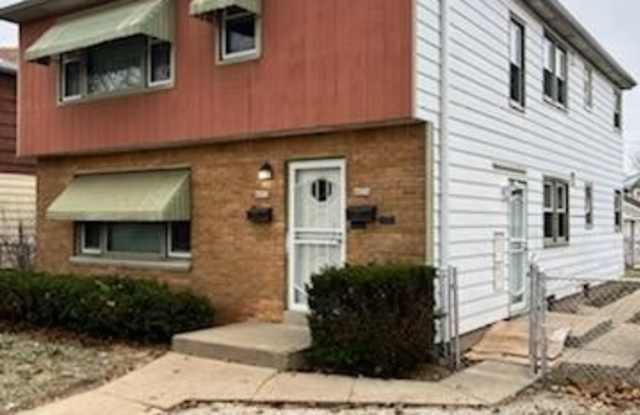 4054 N 85th St photos photos