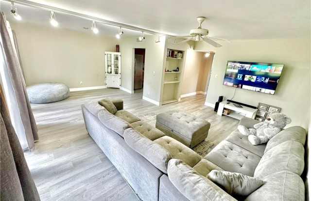 416 Bristle Cone Ln Gallery 2