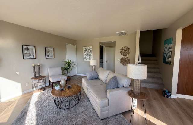 Light-Filled Modern 3 Bedroom Townhome photos photos