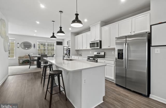 1021 VALLEY RUN DRIVE - 1021 Valley Run Drive, Fredericksburg, VA 22401