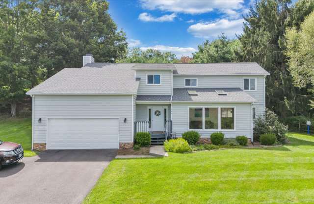 Comfort  Convenience in the Heart of Blacksburg photos photos