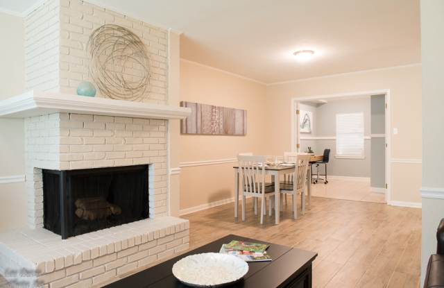 10217 Los Altos Dr Gallery 3