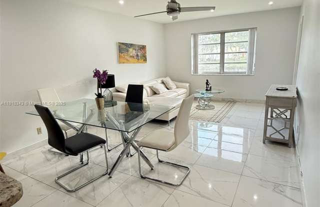 5170 Southwest 40th Avenue photos photos