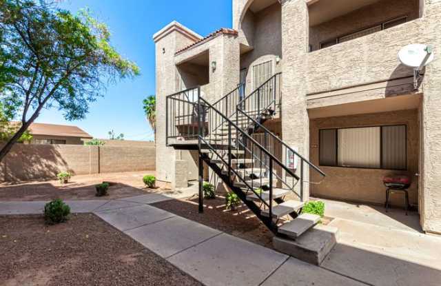 1521 West Denton Lane photos photos