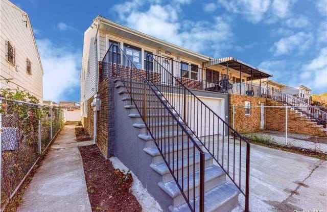 69-49 De Costa Avenue - 69-49 Decosta Avenue, Queens, NY 11692
