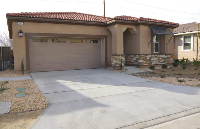 73593 Travers Street photos photos