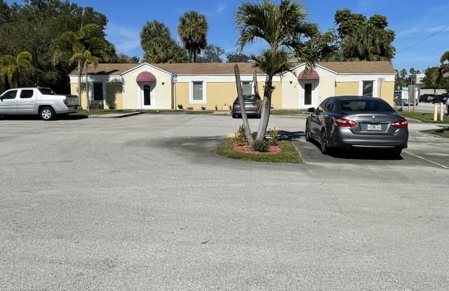 531 S Us Highway 1 - 531 US Route 1, Fort Pierce, FL 34950