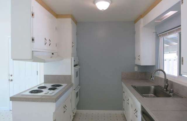 3416 Forbes Avenue Gallery 3