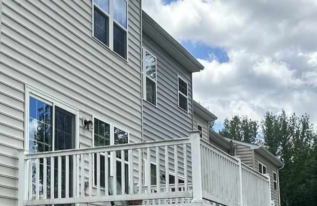 514 LANDING Drive Gallery 4