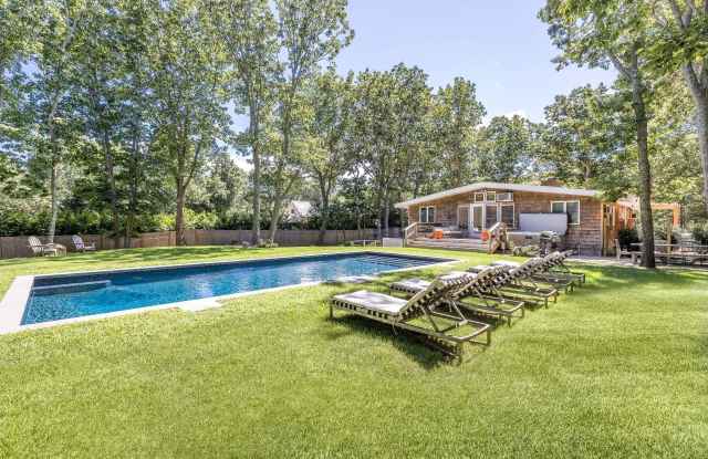 82 Springy Banks Road photos photos 82 Springy Banks Road photos photos
