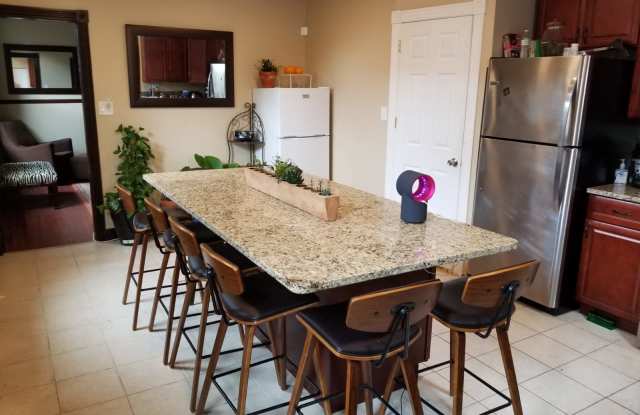 2237 N 10th St photos photos