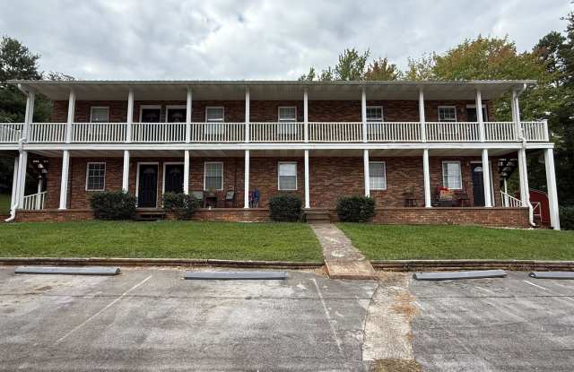 McFarland Ridge Apts Gallery 1