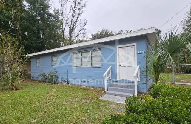 1922 Maclean Road photos photos 1922 Maclean Road photos photos