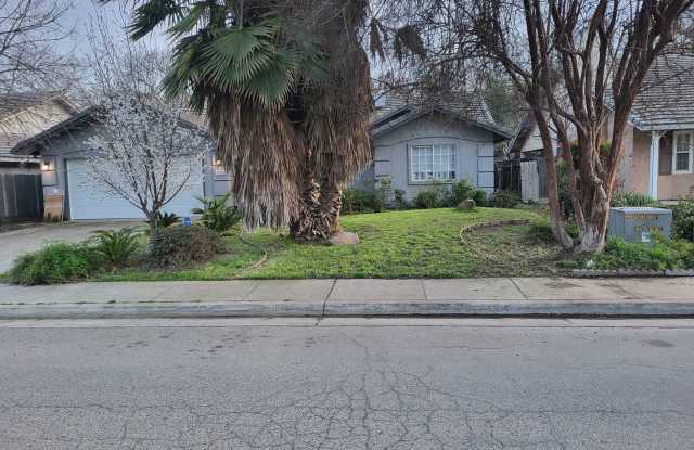 3 bedrooms, 2 full bathrooms single-story home located in the heart of Visalia, CA. photos photos