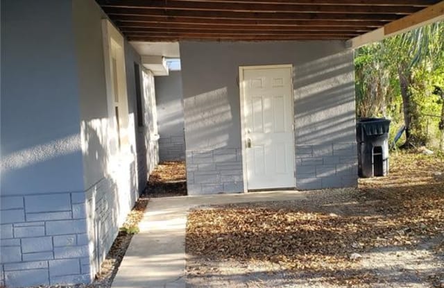 1105 E KNOLLWOOD STREET Gallery 2