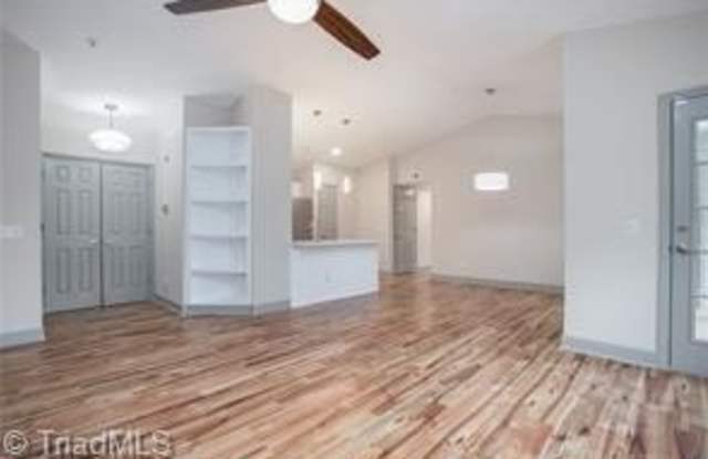 3725 Morris Farm Drive Gallery 4
