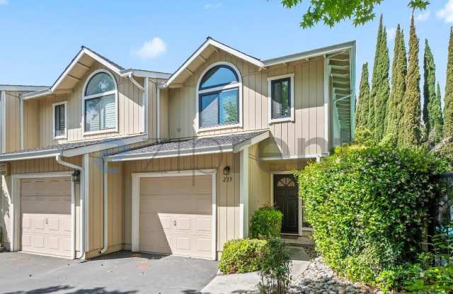 223 Saratoga Ave photos photos