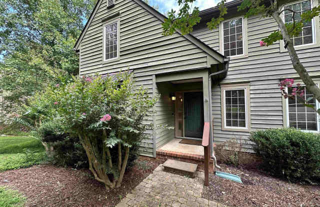 1725 STONEY CREEK DR Gallery 2