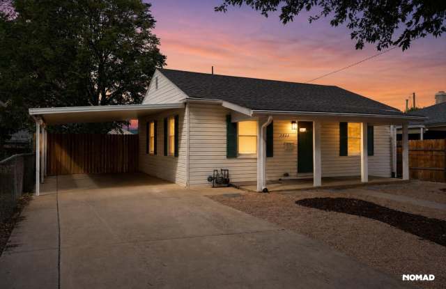 2 Bedroom single family home in Denver Gallery 1