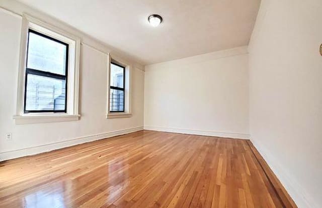 3451 Giles Place photos photos