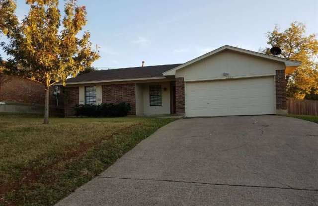 2205 Pecos Drive - 2205 Pecos Drive, Grapevine, TX 76051