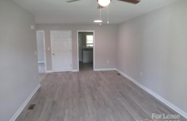 1745 River Road photos photos