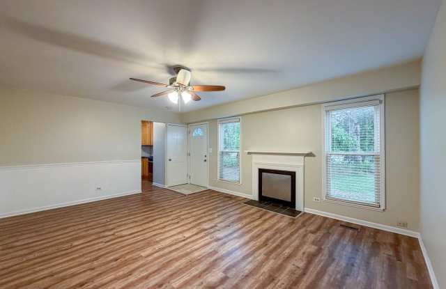 2436 Devonshire Court Gallery 2