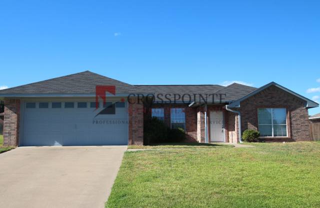 Beautiful 3 Bedroom 2 Bath Home in Flint! - 11298 Twin Spires Drive, Smith County, TX 75762