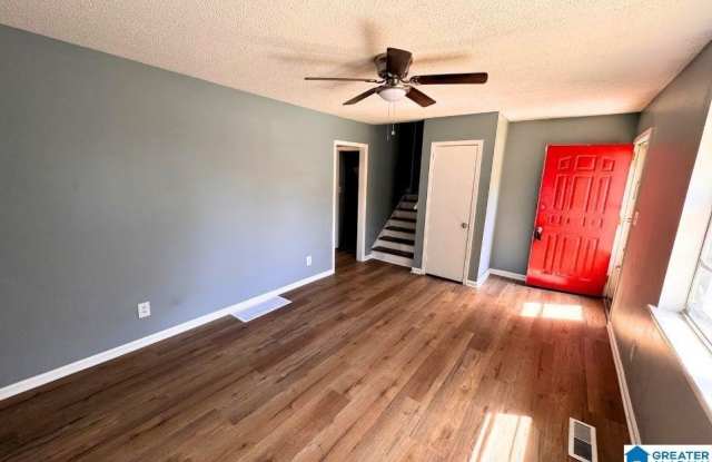 2504 WATSON ROAD Gallery 3