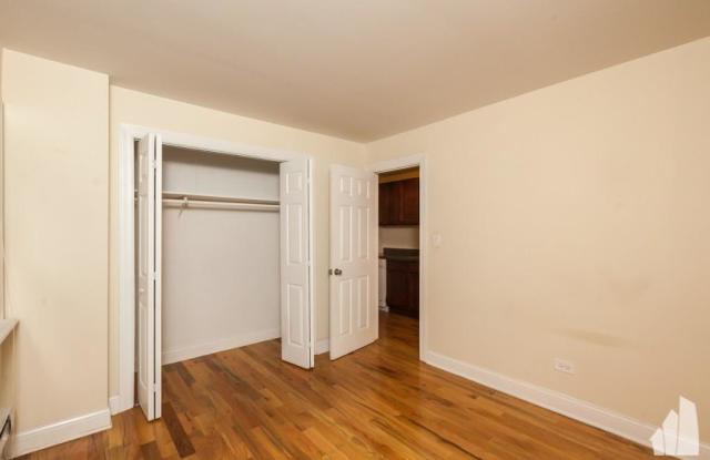 1435 N Dearborn St photos photos