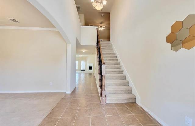 1221 Dripping Springs Lane Gallery 3